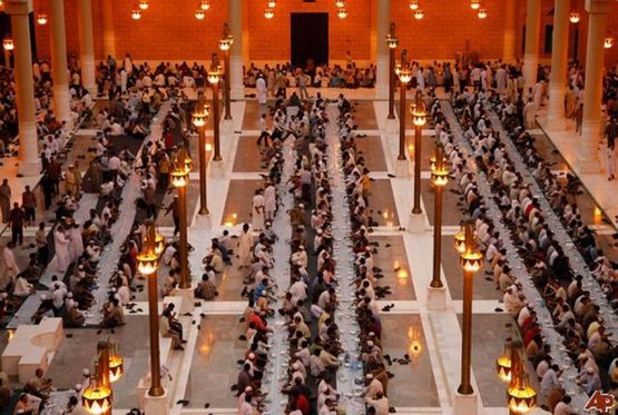 Upozorenje nemuslimanima da poštuju ramazan ili će biti protjerani