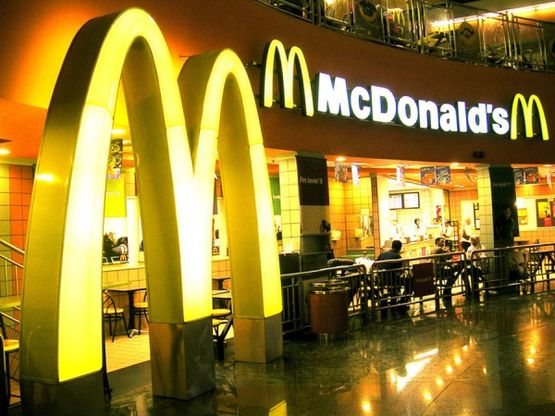 Mekdonalds: Ispitaćemo slučaj diskriminacije u Novom Sadu