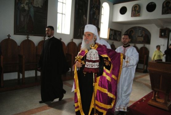 Patrijarh Irinej osveštao spomen-hram u Glamoču