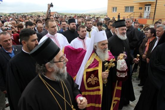 Patrijarh Irinej u Glamoču: Srpski narod da sačuva vjeru