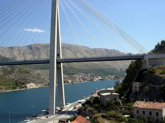 Pontonski most do Pelješca?