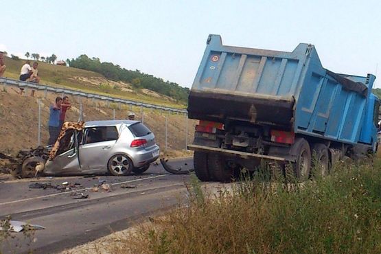 Stravična saobraćajna nesreća: Poginuo hrvatski državljanin
