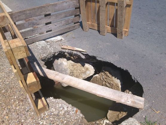 Urušavanje saobraćajnice u banjalučkom naselju Lazarevo