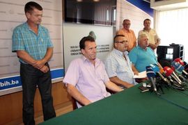 Poljoprivrednici u BiH prijete blokadom granica