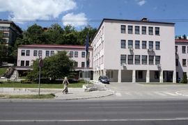 Bez osnova dali 78,8 miliona KM