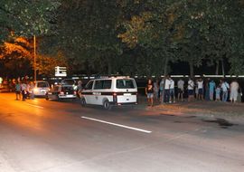 Taksista udario u pješake i sletio u rijeku