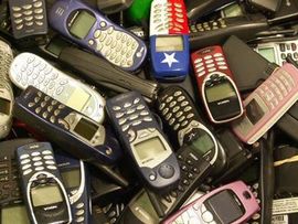 I "glupi" telefoni imaju prednosti