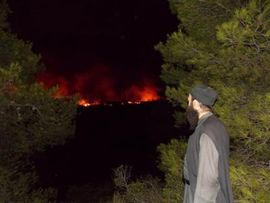 Hilandar: Srpski vatrogasci prave protivpožarne puteve