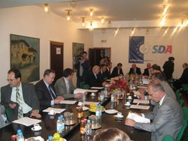 SDA: Presudu "Sejdić i Finci" provesti u predviđenom roku