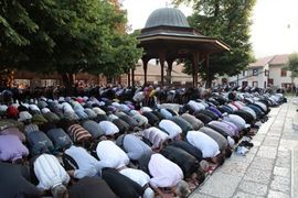 Muslimani širom BiH proslavljaju Bajram