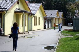 Drama u službi hitne pomoći u Kneževu: Zarobio medicinsku sestru i ...