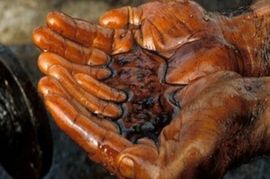 Ukrali preko 45 tona nafte iz Petrohemije