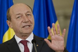 Parlament potvrdio da se Basesku vraća na čelo države