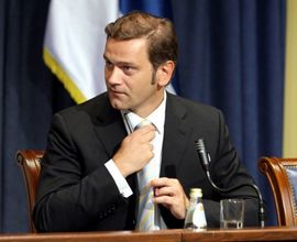 Stefanović: Ukidanje srpskih institucija na sjeveru Kosova uslov EU