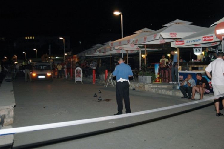 U pucnjavi ranjen vlasnik restorana u Baru