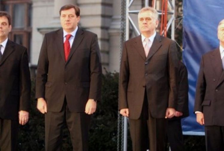 Zatišje u odnosima vlasti Srbije i RS samo do jeseni