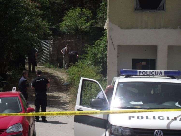 Bomba ubila majku i ranila sina