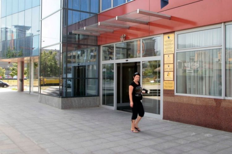 Istraživanje Nezavisnih novina: Naplaćuju licencu, a ne štite operatere