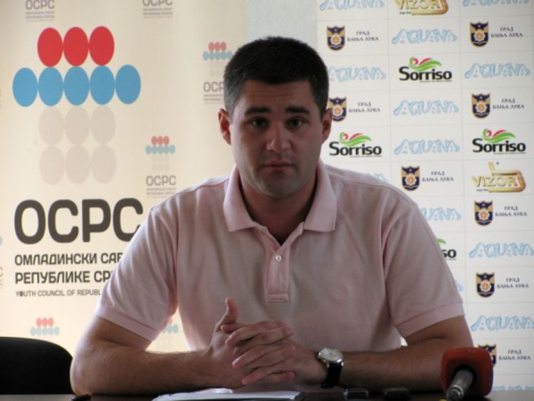 Polovina mladih nezaposlena