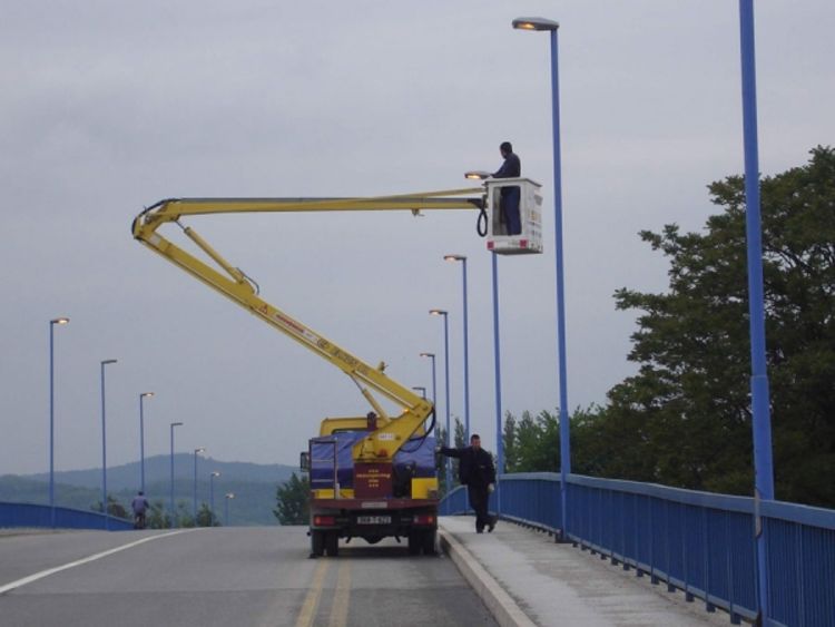 Postavljena 24 kilometra javne rasvjete
