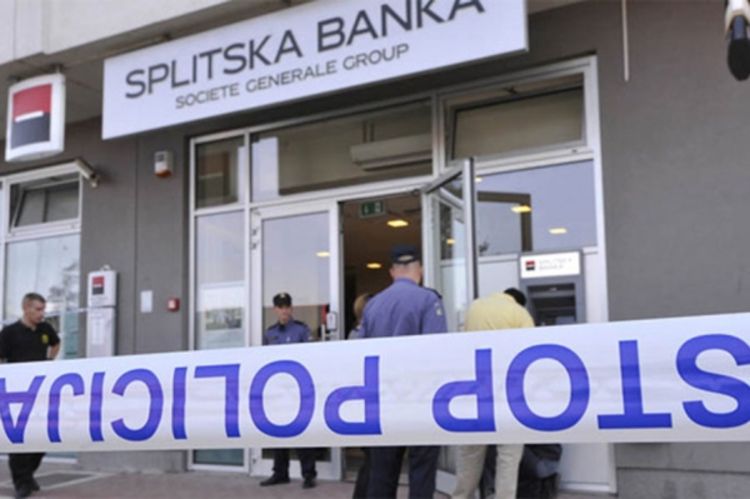 Žena opljačkala Splitsku banku, odnijela 360.000 kuna