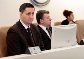 Dva zahtjeva za smjenu Bećirovića