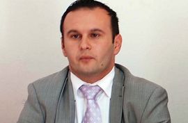 Ćosić: SNSD Famosu pruža podršku, a lokalna vlast manipulaciju