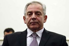 Sanadera ispred suda dočekali demonstranti