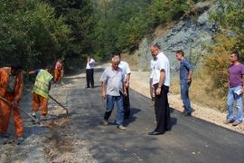 Asfaltirana dva kilometra puta u Kapetanovićima