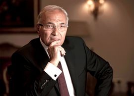 Nalog za hapšenje bivšeg premijera Egipta