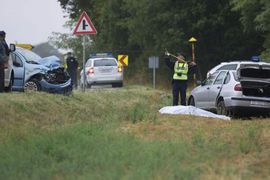 Teška saobraćajka: Poginuo maloljetnik, dvoje djece teško ...