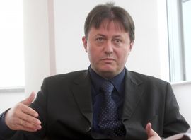 Šnjegota najizgledniji nasljednik Čeke