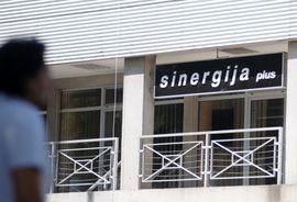 Sinergija plus na korak do stečaja