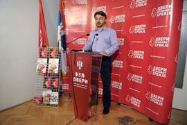Dveri: SPS ima jak gej lobi