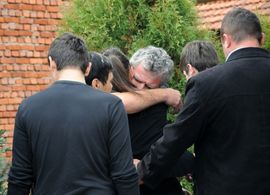 Otac Dragana Došena: Umjesto na nogama, sina dovodim u sanduku
