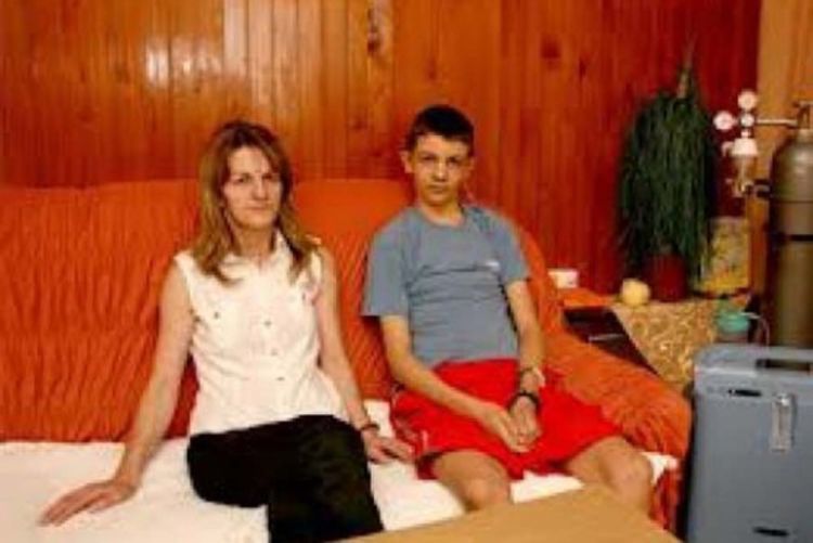 Miljan Šapurić (13) putuje u Italiju, nedostaju sredstva za operaciju