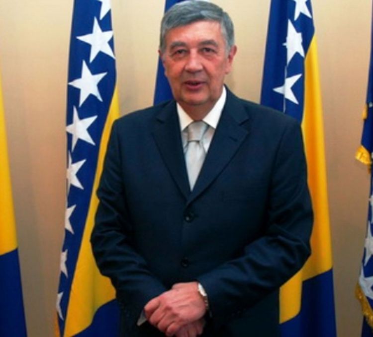 Radmanović: BiH ne može napraviti ni koračić prema EU bez izmjene ustava
