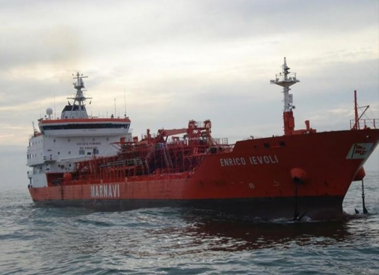 Mornarica spasla oteti tanker