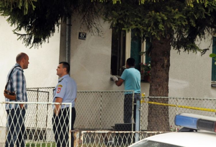 Brutalno pretučena i opljačkana starica čeka operaciju