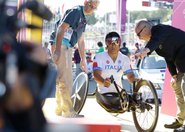 Bivši as Formule 1 proživljava drugu mladost: Nesalomivi Zanardi