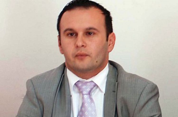 Ćosić: SNSD Famosu pruža podršku, a lokalna vlast manipulaciju