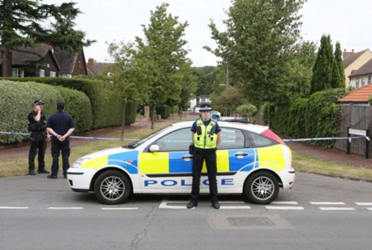 Britanska policija evakuisala komšiluk ubijenog para