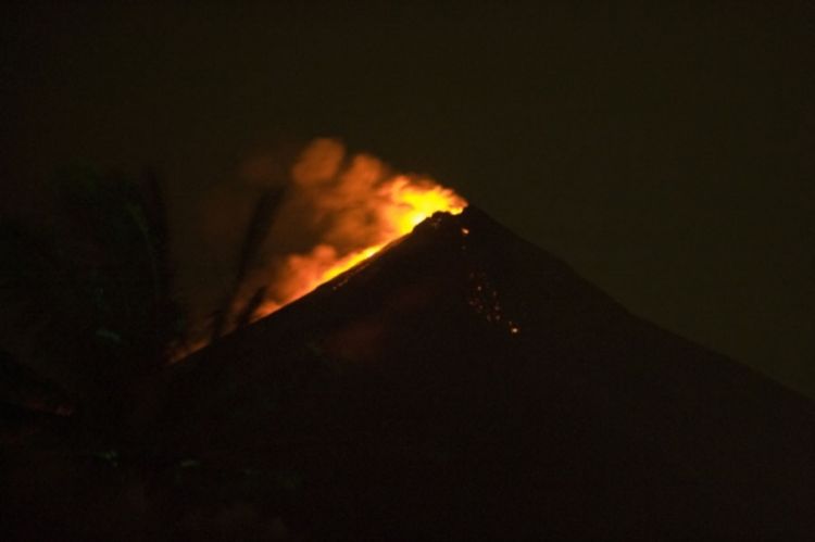 Eksplozivne erupcije vulkana del Fuego u Gvatemali