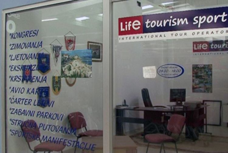Prostorije agencije Lajf turizam zaključane od aprila