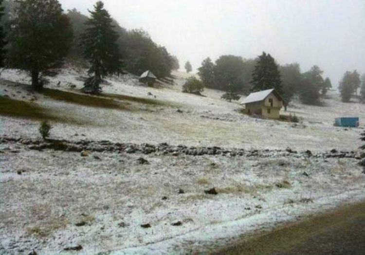 Na Vlašiću pao prvi snijeg