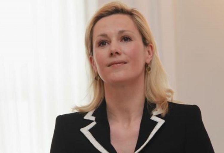 Najavili objavu fotomontaže bivše prve dame s muslimanskim borcem