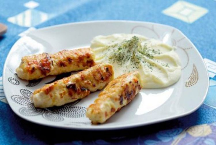 Punjeni pileći štapići