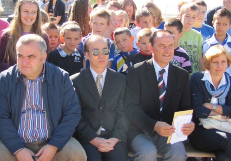 Za stipendije djece povratnika 10.000 evra