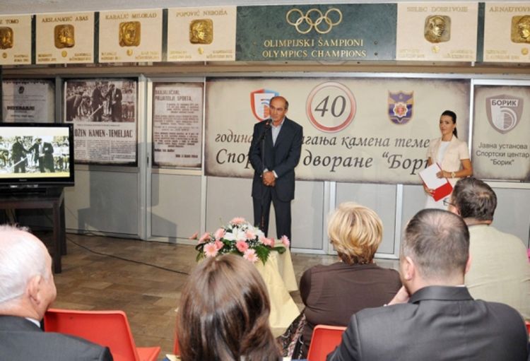 Borik spomenik banjalučkog sporta