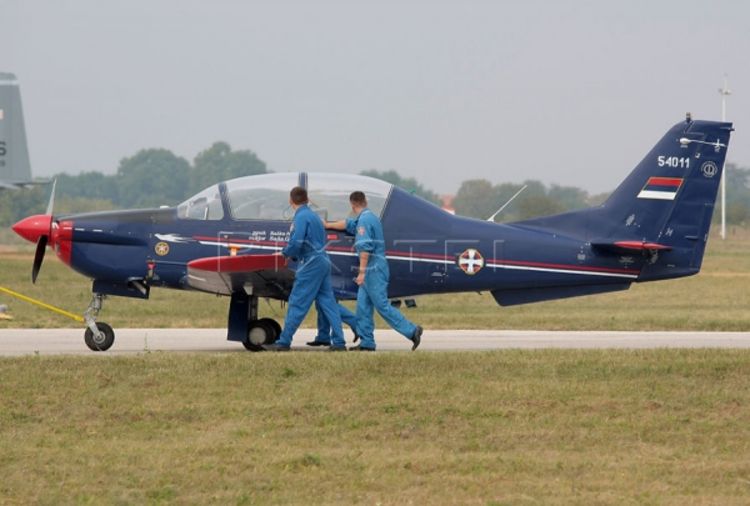 Srušio se  vojni avion u Novoj Pazovi
